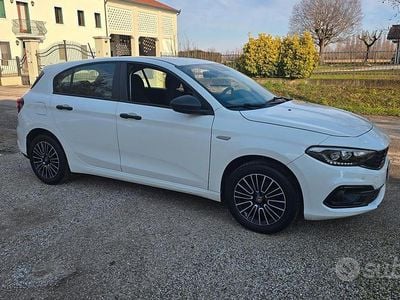 Usata Fiat Tipo 100 CV (73 kW) 2021 Station wagon