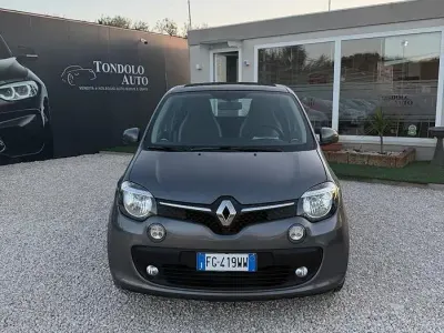 Usado Renault Twingo SE 69 HP (50 kW) 2017 Branco Citadino