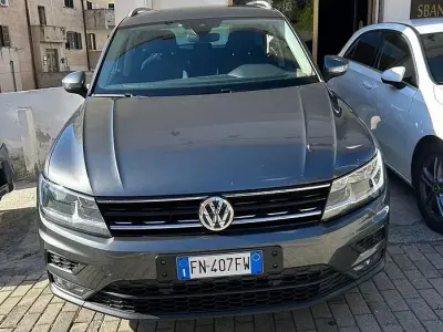Usata VW Tiguan Business 116 CV (85 kW) 2018 Grigio SUV