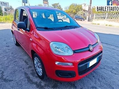 Usata Fiat Panda 69 CV (50 kW) 2017 Rosso Utilitaria