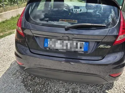 Usata Ford Fiesta 96 CV (70 kW) 2009
