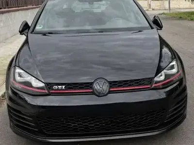 Usata VW Golf VII GTI 230 CV (169 kW) 2014 Berlina