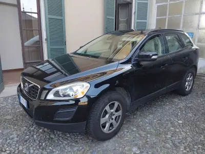 Usata Volvo XC60 Kinetic 163 CV (119 kW) 2011 SUV