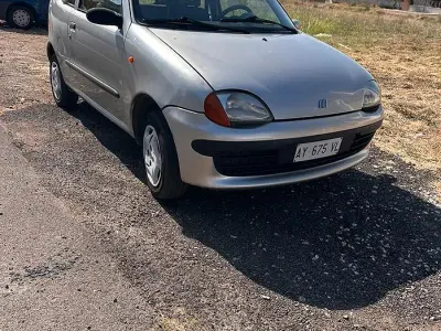 Usata Fiat 600 39 CV (28 kW) 1998 Utilitaria