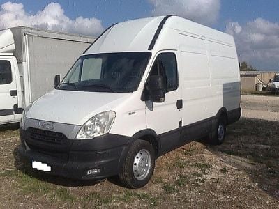 Usata Iveco Daily 169 CV (124 kW) 2014 Bianco