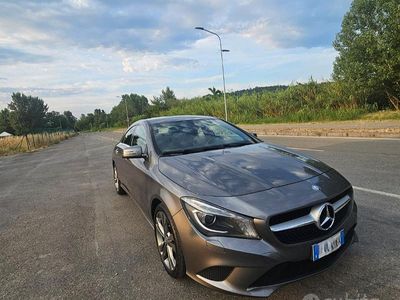 Mercedes CLA200