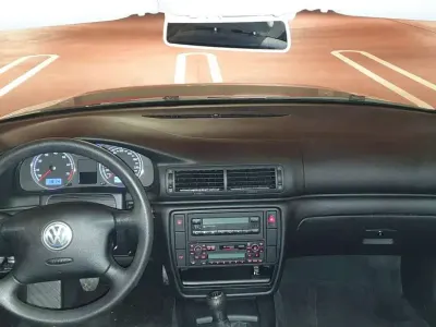 Usata VW Passat Business 131 CV (96 kW) 2003 Grigio Station wagon