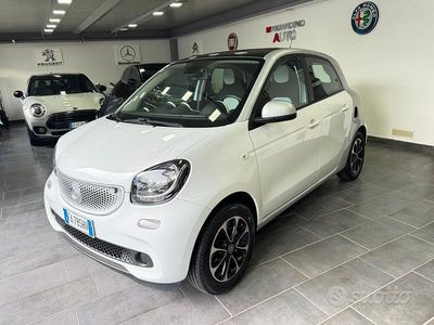 Bianco Usata 2015 Smart ForFour Passion Utilitaria | 8900 € (Molto cara)