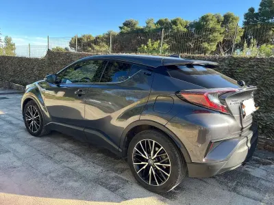 Usata Toyota C-HR Lounge 98 CV (72 kW) 2019 Grigio SUV