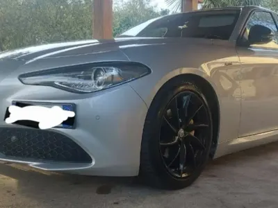 Usata Alfa Romeo Giulia Sprint 190 CV (139 kW) 2021 Berlina