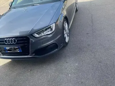 Usata Audi A3 S-Line 150 CV (110 kW) 2015 Grigio Berlina