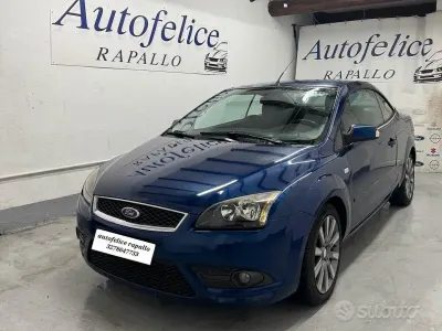 Usata Ford Focus Cabriolet 136 CV (100 kW) 2008 Blu Cabrio