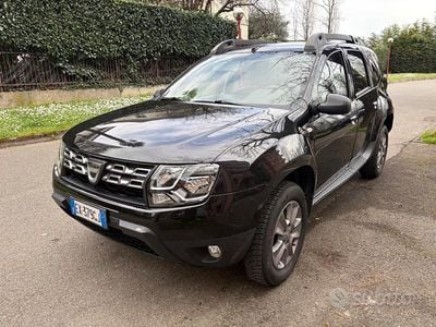 Usata Dacia Duster Prestige 110 CV (80 kW) 2015 Nero SUV