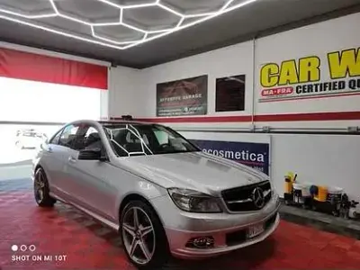 Usata Mercedes C220 AMG 170 CV (125 kW) 2009 Grigio Berlina