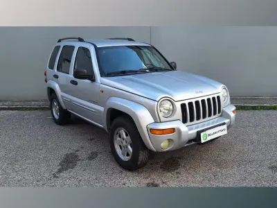 Usata Jeep Cherokee Limited 150 CV (110 kW) 2004 Grigio SUV
