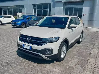 Usata VW T-Cross Style 95 CV (69 kW) 2023 Beige SUV