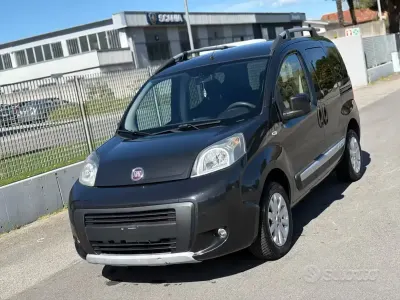 Begagnad Fiat Qubo Trekking 95 HK (69 kW) 2013 Svart Minibuss