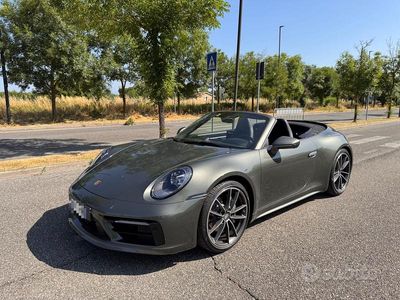 Porsche 911 Carrera 4 Cabriolet