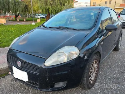 Usata Fiat Grande Punto 2011 Nero Utilitaria