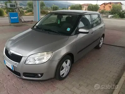 Usata Skoda Fabia 69 CV (50 kW) 2008 Grigio Utilitaria