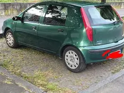 Usata Fiat Punto 80 CV (58 kW) 2000 Utilitaria