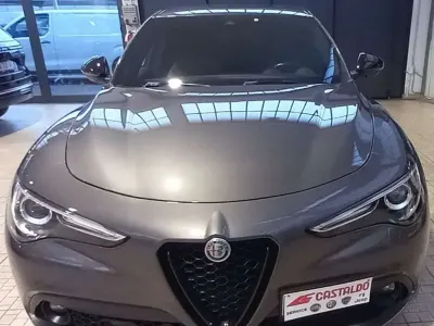 Usata Alfa Romeo Stelvio Veloce 209 CV (153 kW) 2021 Grigio SUV