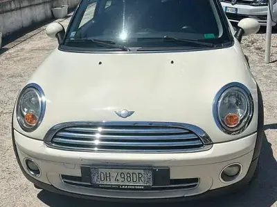 Usata Mini Cooper Chili 120 CV (88 kW) 2007 Bianco Utilitaria