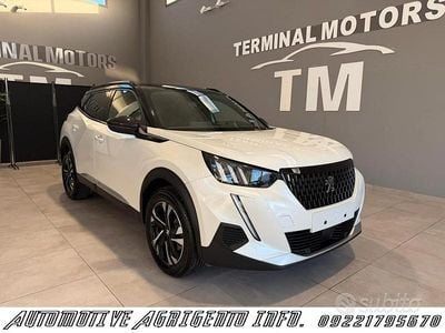 Usata Peugeot 2008 GT 130 CV (95 kW) 2023 Bianco SUV