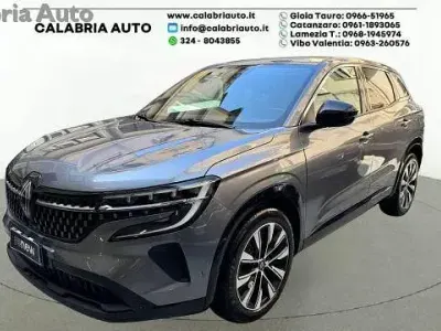 Usata Renault Austral Techno 158 CV (116 kW) 2023 Grigio SUV