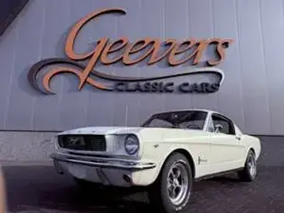 Usata Ford Mustang 275 CV (202 kW) 1966 Bianco Coupé