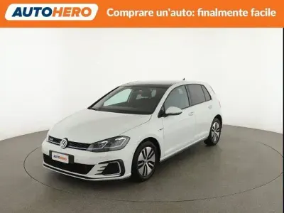Używany VW Golf VII GTE 150 KM (110 kW) 2017 Biały Sedan/Limuzyna