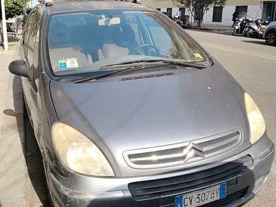 Usata Citroën Xsara Picasso 116 CV (85 kW) 2005 Grigio Monovolume
