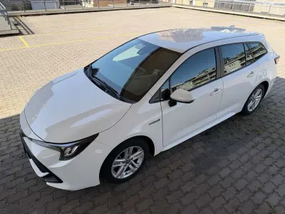 Usata Toyota Corolla Business Edition 98 CV (72 kW) 2019 Bianco Station wagon