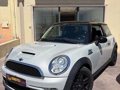 Begagnad Mini Cooper Coupé 143 HK (105 kW) 2012 Grå Sportkupé