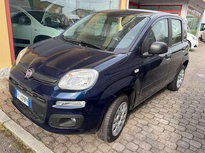 Usata Fiat Panda Easy 84 CV (61 kW) 2019 Blu/azzurro Utilitaria