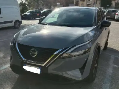 Usata Nissan Qashqai N-Connecta 140 CV (102 kW) 2022 Grigio SUV
