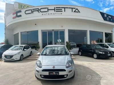 Usata Fiat Punto Lounge 75 CV (55 kW) 2015 Argento Utilitaria