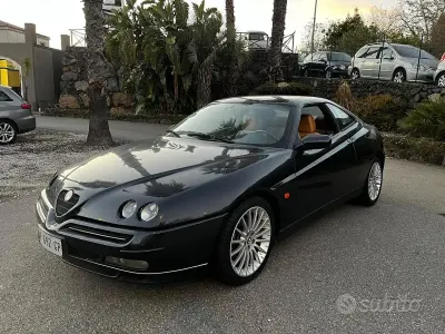 Usata Alfa Romeo GTV 220 CV (161 kW) 1998 Nero Coupé