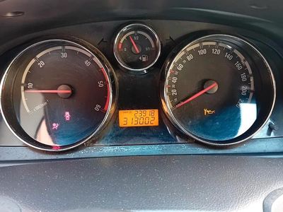 Usata Opel Antara 150 CV (110 kW) 2007 Nero SUV