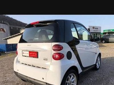 Bianco Usata 2011 Smart ForTwo Coupé Coupé | 5000 €