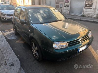 Usata VW Golf IV 116 CV (85 kW) 2002 Berlina