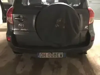 Usata Toyota RAV4 2007 Grigio SUV