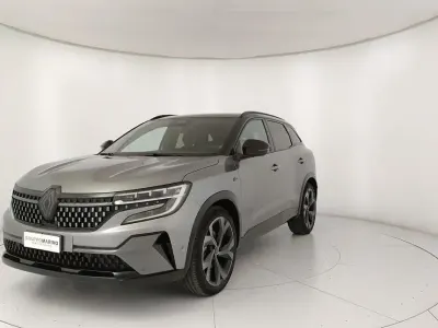 Usata Renault Austral Techno Esprit Alpine 200 CV (147 kW) 2024 Grigio SUV