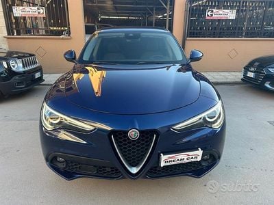 Usata Alfa Romeo Stelvio Executive 190 CV (139 kW) 2019 Blu SUV