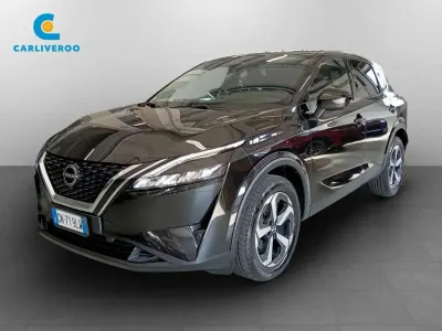 Usata Nissan Qashqai N-Connecta 158 CV (116 kW) 2023 Metallic black SUV