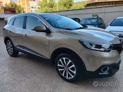 Usata Renault Kadjar Business 116 CV (85 kW) 2018 Giallo SUV