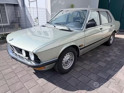 Usata BMW 520 125 CV (91 kW) 1981 Grigio Berlina