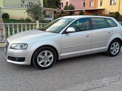 Usata Audi A3 102 CV (75 kW) 2009 Argento Utilitaria