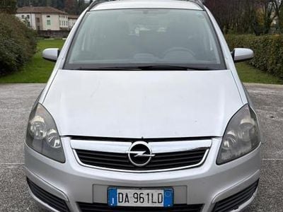 Usata Opel Zafira Cosmo 150 CV (110 kW) 2006 Grigio Monovolume