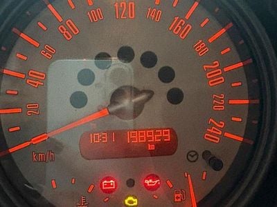 Usata Mini One D 88 CV (64 kW) 2006 Nero Utilitaria